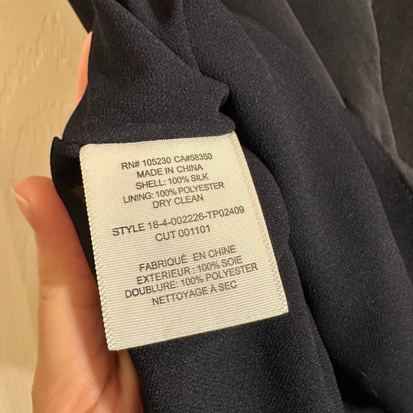 Joie Bosko Silk Blouse Size XXS - Picture 4 of 8